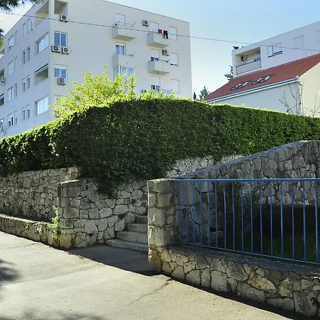Garden Апартаменты *