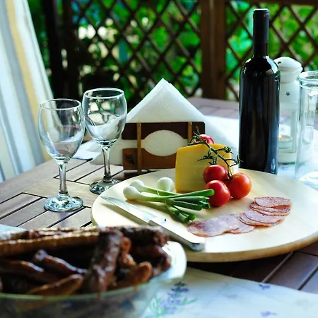 Апартаменты Garden